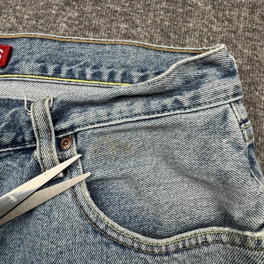 Tommy Hilfiger Jeans Denim Men's Shorts Size 34 Medium Wash Vtg Jorts‎ 2000s